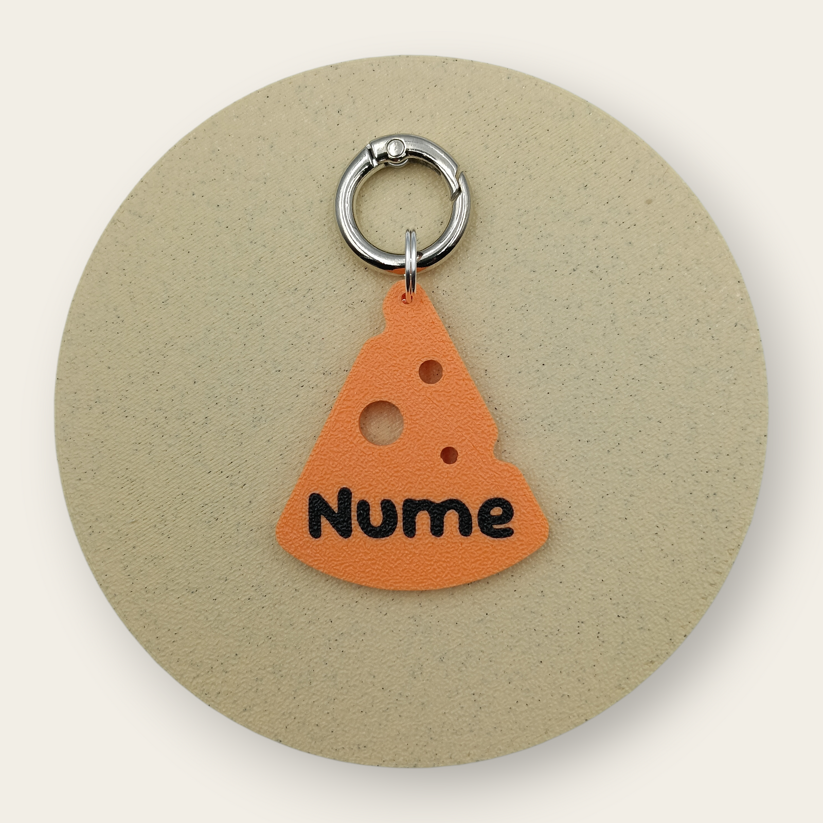 Medalion personalizat pentru câini, felie de cașcaval, portocaliu cu negru, printat 3D din PLA - Ubba.