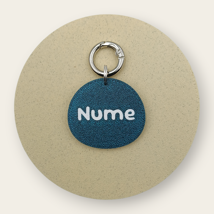 Medalion personalizat pentru câini, formă originală, navy glitter, printat 3D din PLA - Ubba.