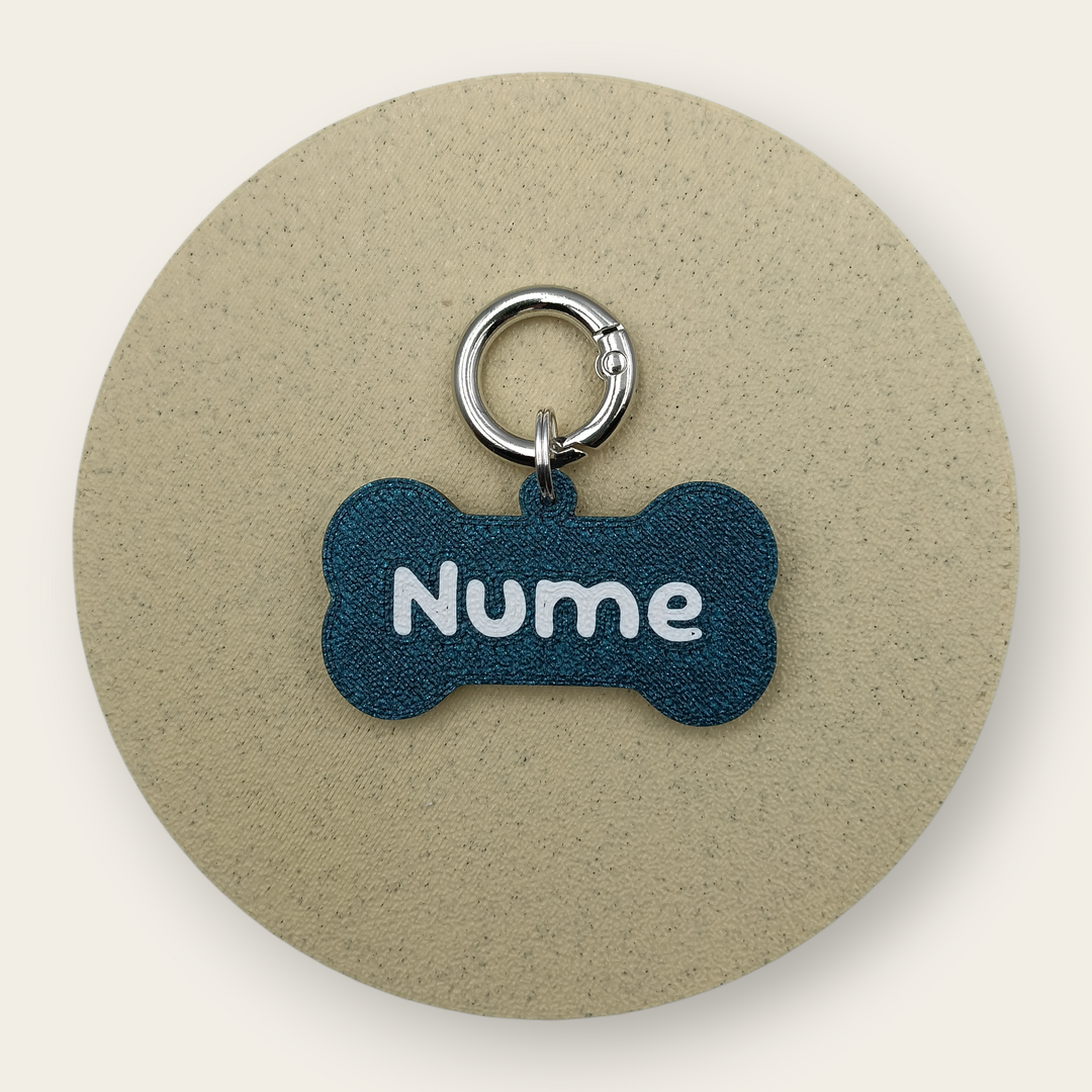 Medalion personalizat pentru câini, formă de os, navy glitter, printat 3D din PLA - Ubba.